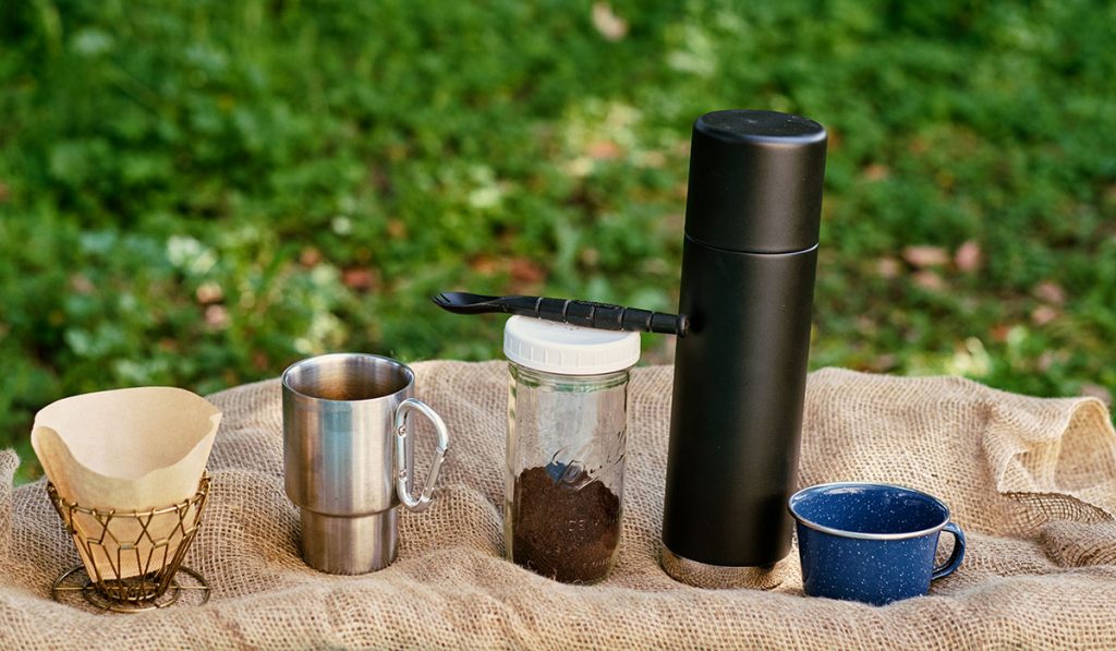 Everything you will need for the immersion method of cold press coffee. 
