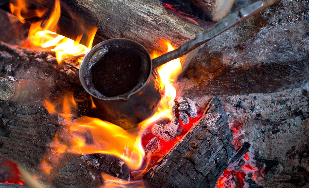 9 Reasons why cowboy coffee is the best camping coffee.