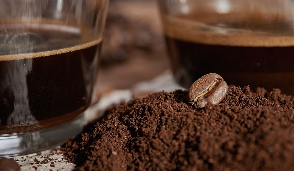 To keep the cold brew method practical for camping purposes we need to learn how to measure things by the containers we’re using.